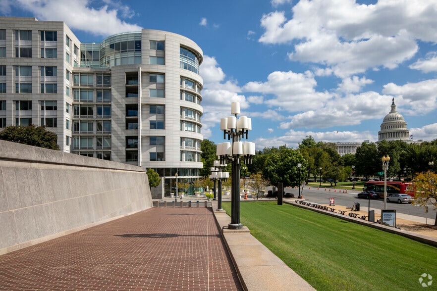More Photos Of 101 Constitution Ave NW, Washington Office For Lease