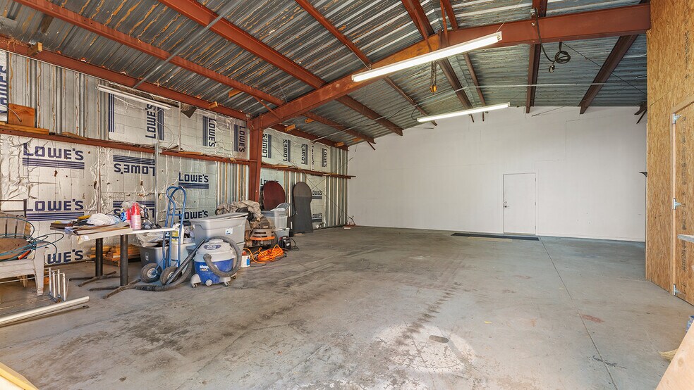 More Photos Of 1320 E Pump Station Rd, Fayetteville Light Manufacturing For Sale