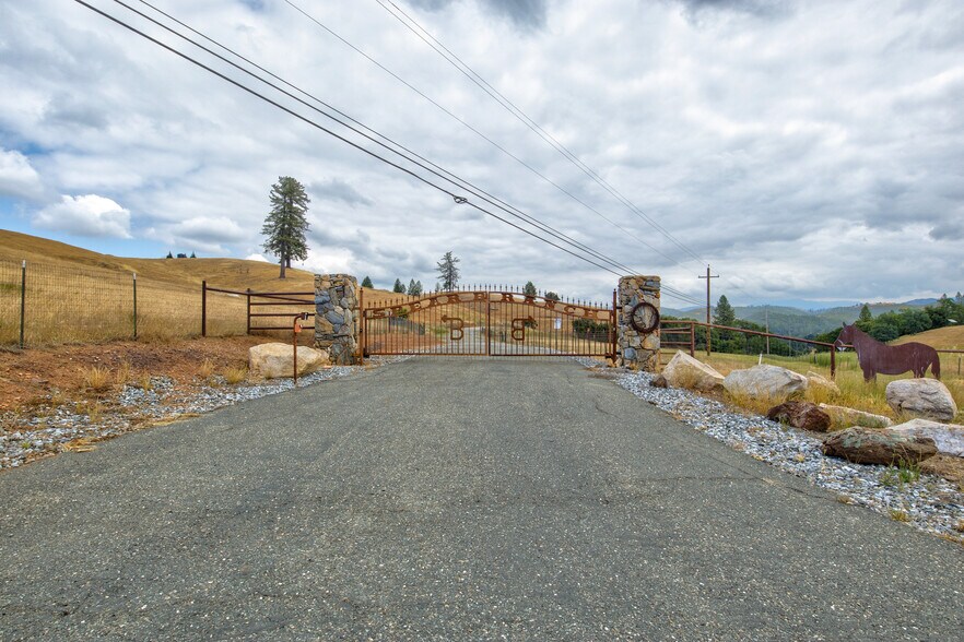 More Photos Of 7279 Mountain Ranch, Mountain Ranch Land For Sale