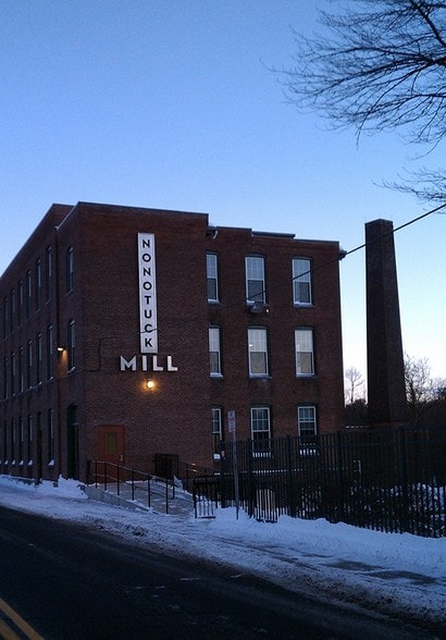 More Photos Of 296 Nonotuck St, Northampton Warehouse For Lease