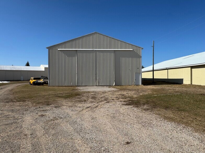 More Photos Of 13703 Campbell Rd, Kewadin Specialty For Sale