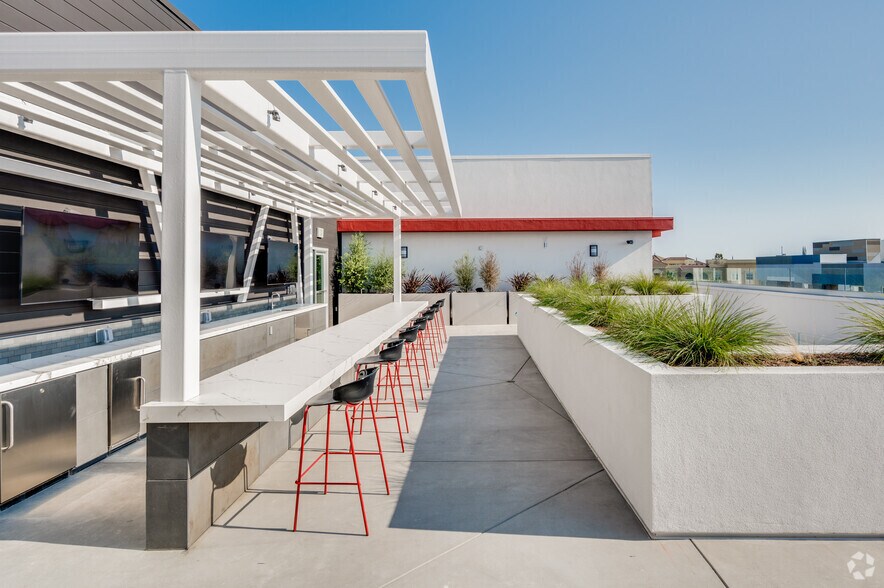 More Photos Of 1912 S Jacaranda St, Anaheim Apartments For Lease