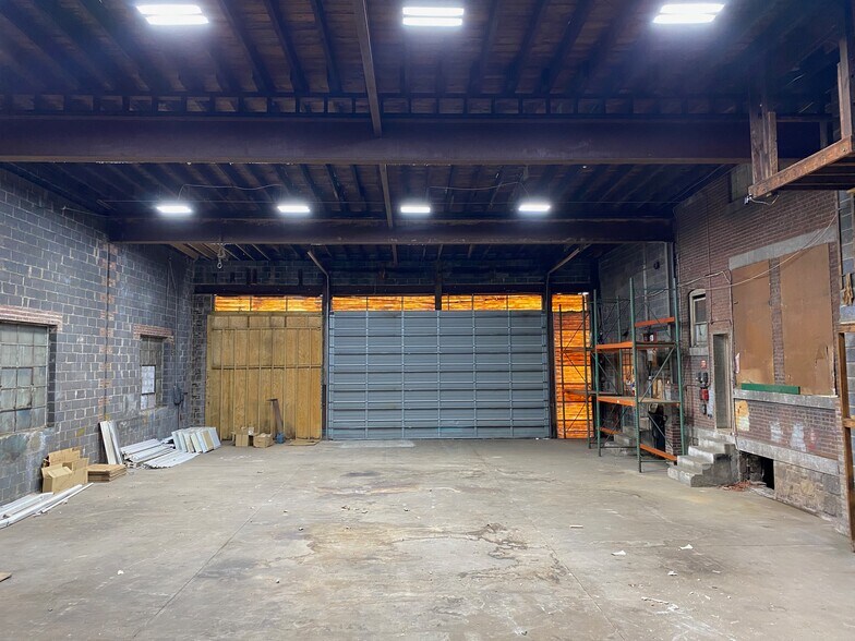 More Photos Of 130 Durand Ave, Trenton Warehouse For Lease