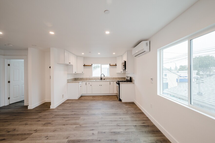 More Photos Of 912 E Commonwealth Ave, Fullerton Apartments For Sale