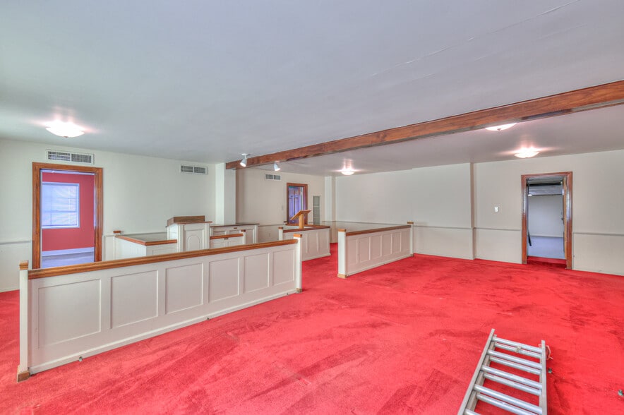 More Photos Of 228 S Military Ave, Lawrenceburg Religious Facility For Sale