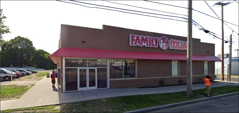 Primary Photo Of 2826 S Salina St, Syracuse Freestanding For Lease
