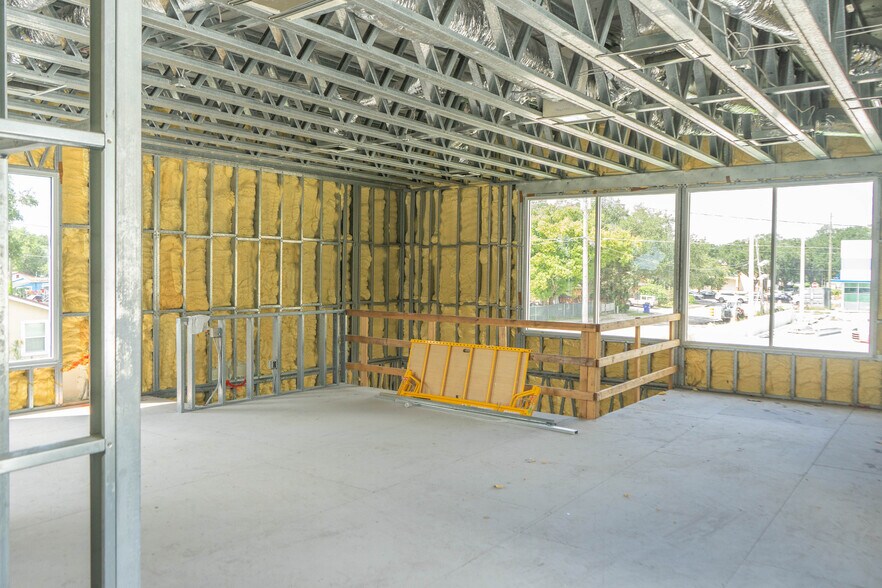 More Photos Of 907 Person St, Kissimmee Medical For Sale