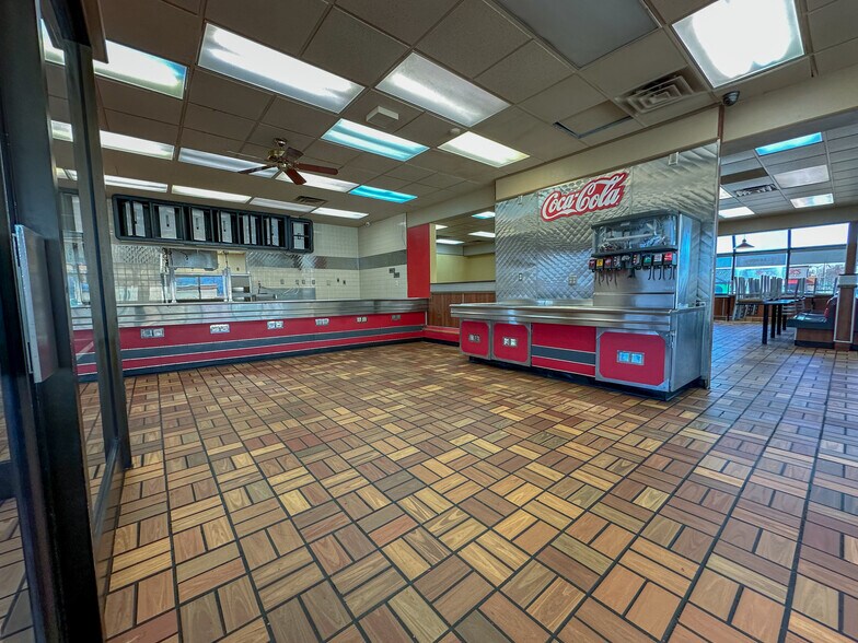 More Photos Of 1700 Wabash Ave, Springfield Fast Food For Sale