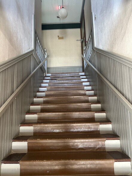 More Photos Of , Valdosta General Retail For Sale