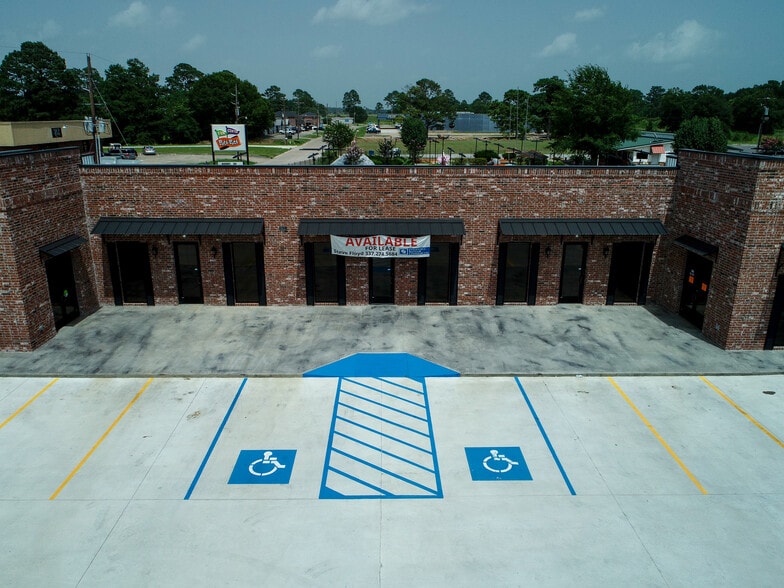 More Photos Of 5111 Common St, Lake Charles General Retail For Lease