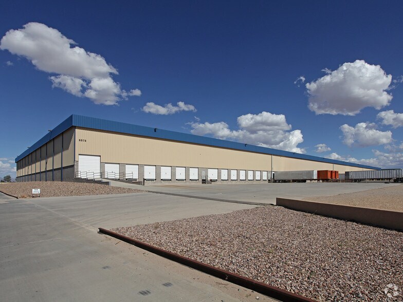More Photos Of 6978 E Century Park Dr, Tucson Distribution For Lease
