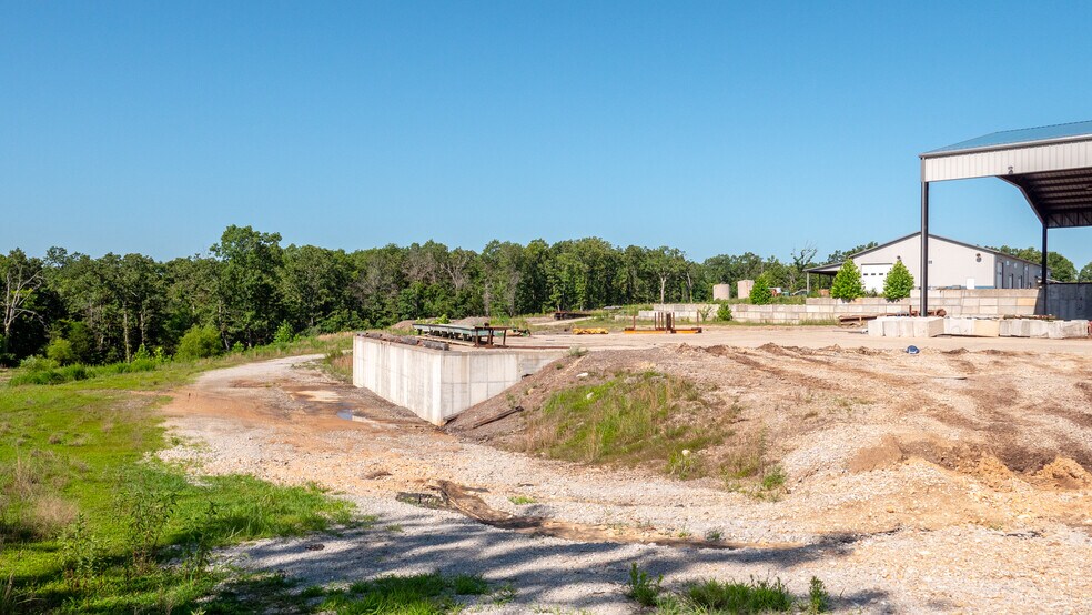 More Photos Of 1975 State Road NN, Climax Springs Warehouse For Sale