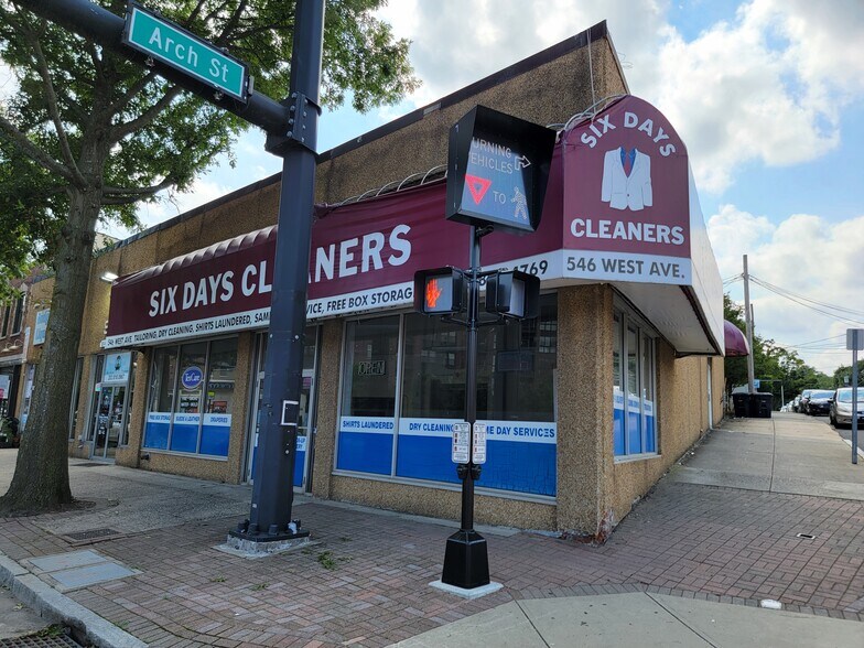 More Photos Of 546 West Ave, Norwalk Storefront For Sale