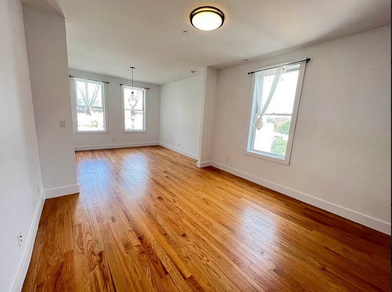 More Photos Of 363 Neptune Ave, Brooklyn Apartments For Sale