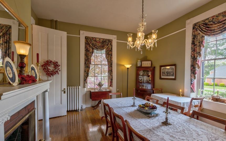 More Photos Of 417 E Washington St, Charles Town Hospitality For Sale