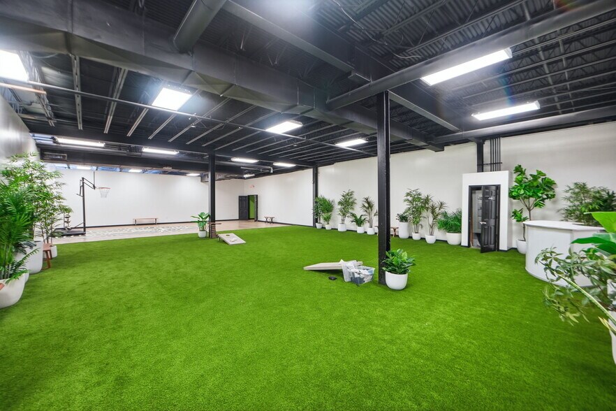 More Photos Of 3425 Sinclair Ln, Baltimore Warehouse For Sale