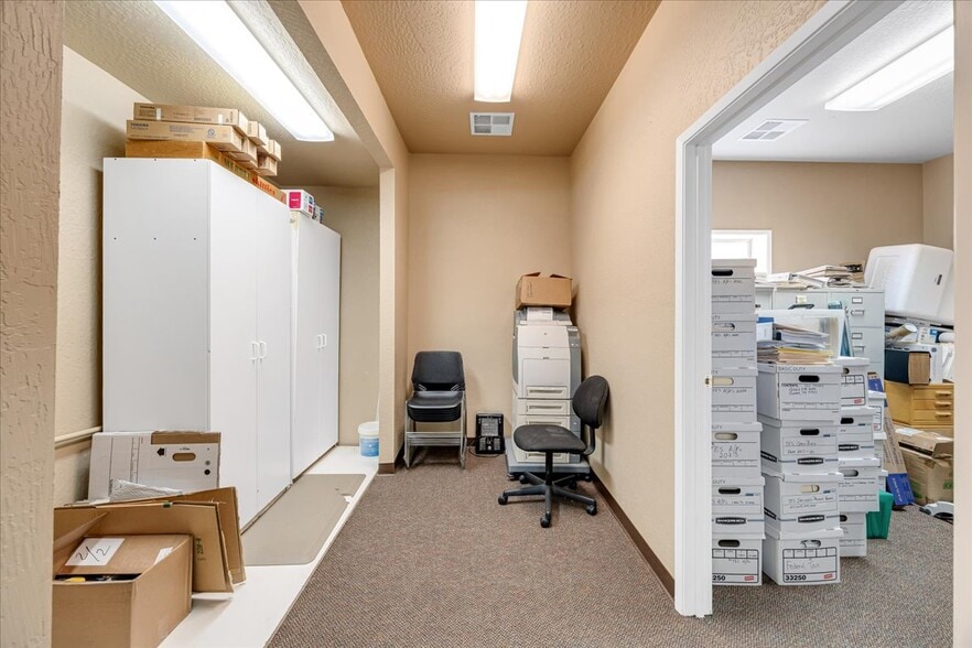 More Photos Of 22709 Twain Harte Dr, Twain Harte Office Residential For Sale
