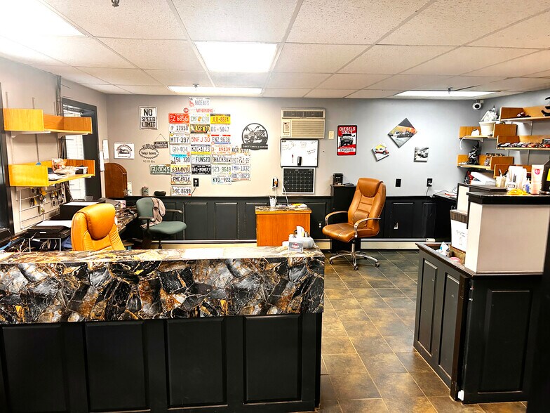 More Photos Of 57 Whipple St, Lewiston Manufacturing For Sale