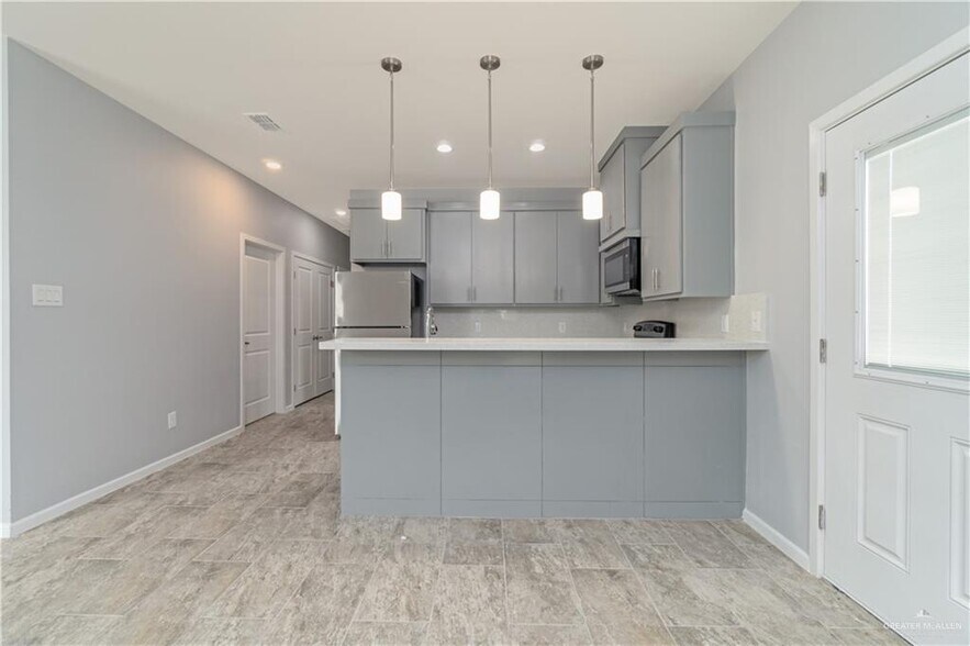 More Photos Of 449 Acacia, Alamo Apartments For Sale