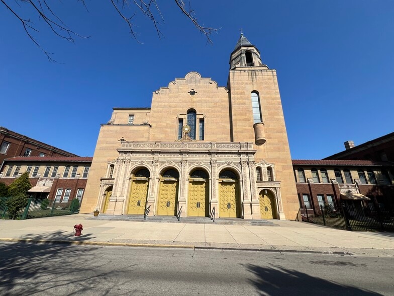 Primary Photo Of 5212 W Agatite Ave, Chicago Religious Facility For Sale