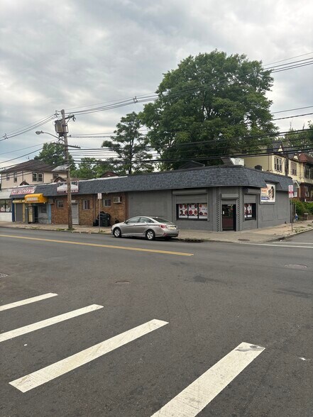 Primary Photo Of 203-205 Alexander St, Newark Storefront For Sale