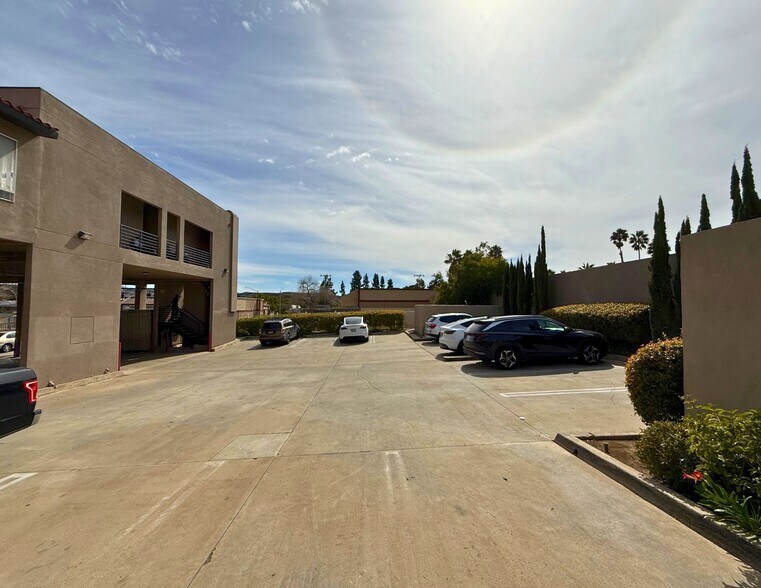 More Photos Of 13422 Pomerado Rd, Poway Medical For Lease