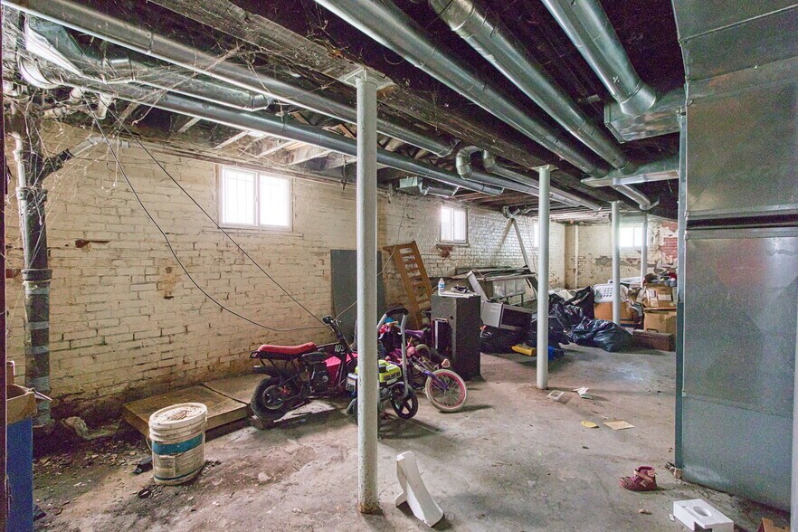 More Photos Of 423 W Grand Blvd, Detroit Apartments For Sale