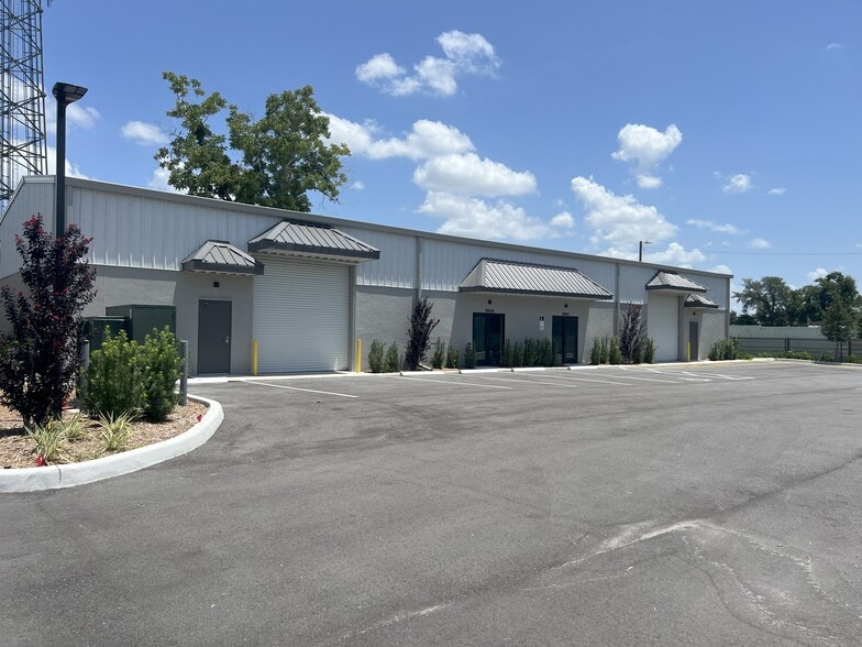 More Photos Of 5927-6005 Anno Ave, Orlando Warehouse For Lease