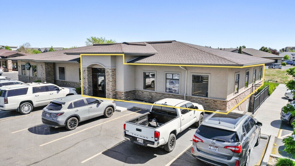 More Photos Of 236 River Vista Pl, Twin Falls Office For Lease