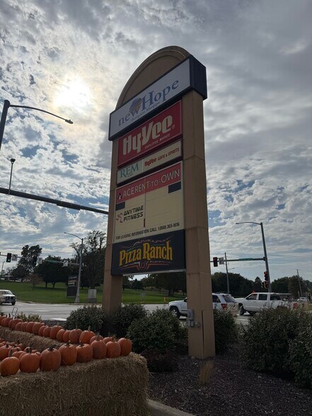 More Photos Of 1600-1628 E 7th St, Atlantic Unknown For Lease