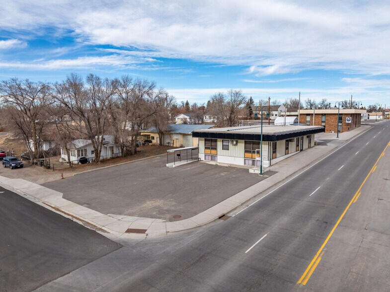 More Photos Of 462 S Federal Blvd, Riverton Office For Sale