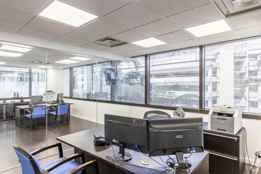 More Photos Of 200 S Andrews Ave, Fort Lauderdale Medical For Lease