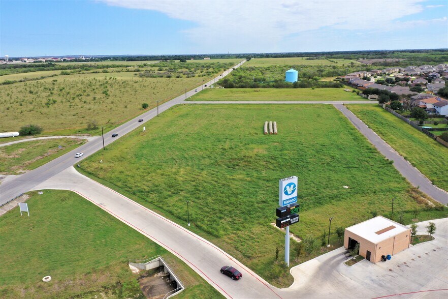 More Photos Of 1604 E Loop & Lower Seguin Rd, Converse Land For Lease