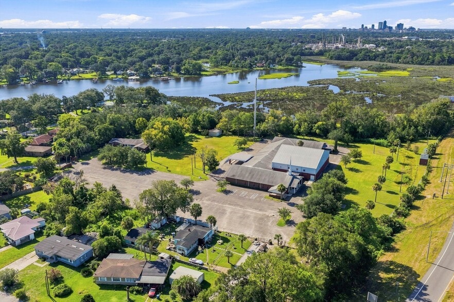 More Photos Of 7602 Kenya St, Jacksonville Specialty For Sale