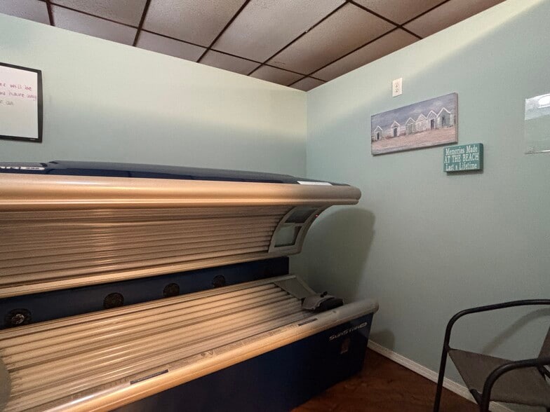 More Photos Of 206 W Main St, Mc Arthur Flex For Sale