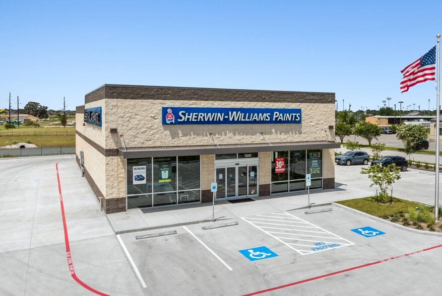 Primary Photo Of 7310 Corporate Dr, Manvel Freestanding For Sale