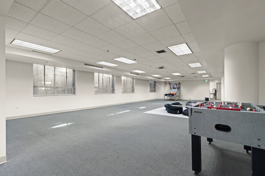 More Photos Of 623 E Wallace Ave, Coeur d'Alene Office For Sale