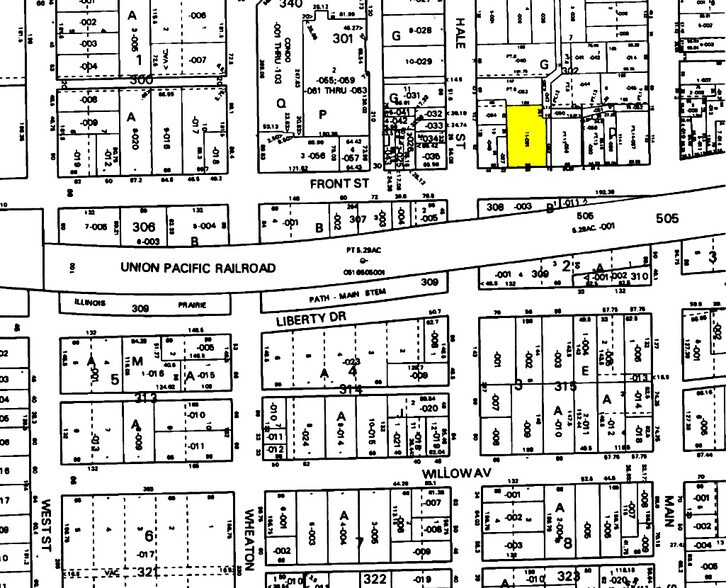 More Photos Of 121-127 W Front St, Wheaton Storefront Retail Office For Lease