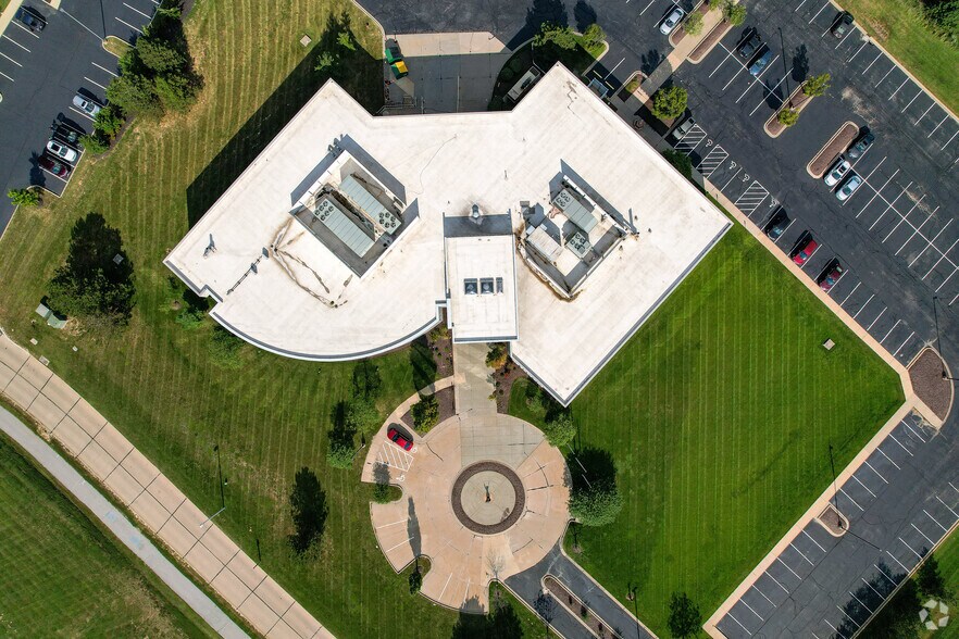 More Photos Of 15 Missouri Research Park Dr, Saint Charles Office For Sale