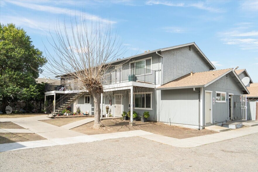 More Photos Of 590 Stoney Ct, Gilroy Apartments For Sale