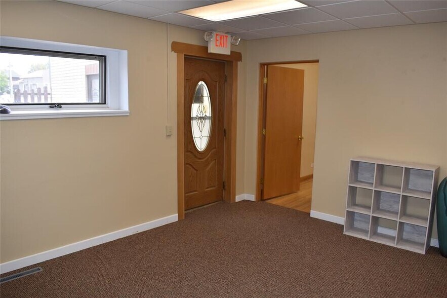 More Photos Of 424 Main St, Shelby Storefront Retail Office For Sale