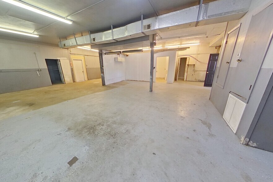 More Photos Of 5855 Stewart St, Milton Storefront Retail Residential For Lease