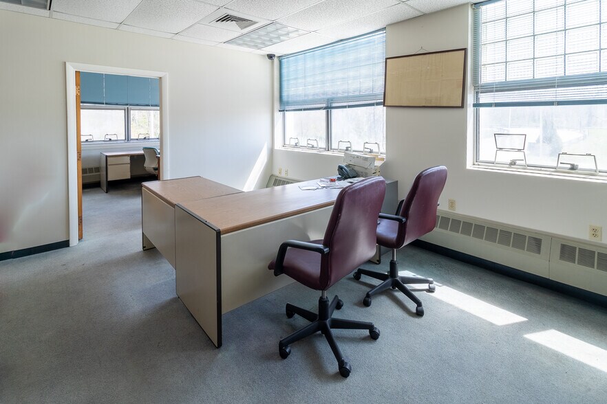 More Photos Of 1 New St, Fall River Land For Lease