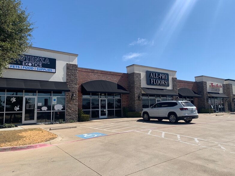 More Photos Of 7205 S Cooper St, Arlington Unknown For Lease