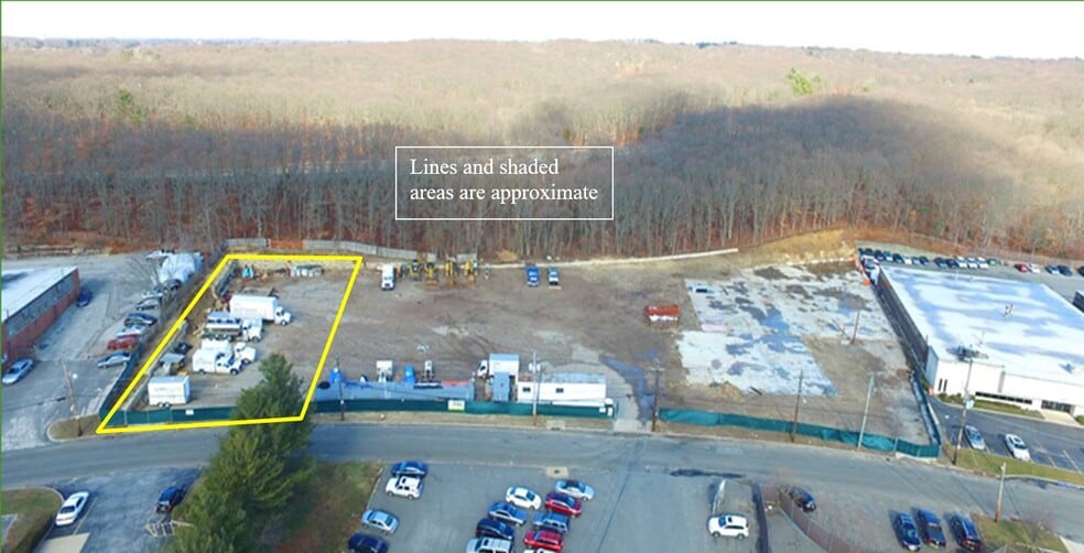 Primary Photo Of 80 Dupont St, Plainview Land For Lease