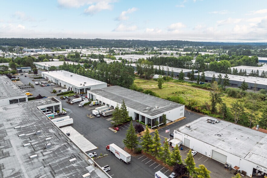 More Photos Of 22135-22145 68th Ave S, Kent Warehouse For Lease