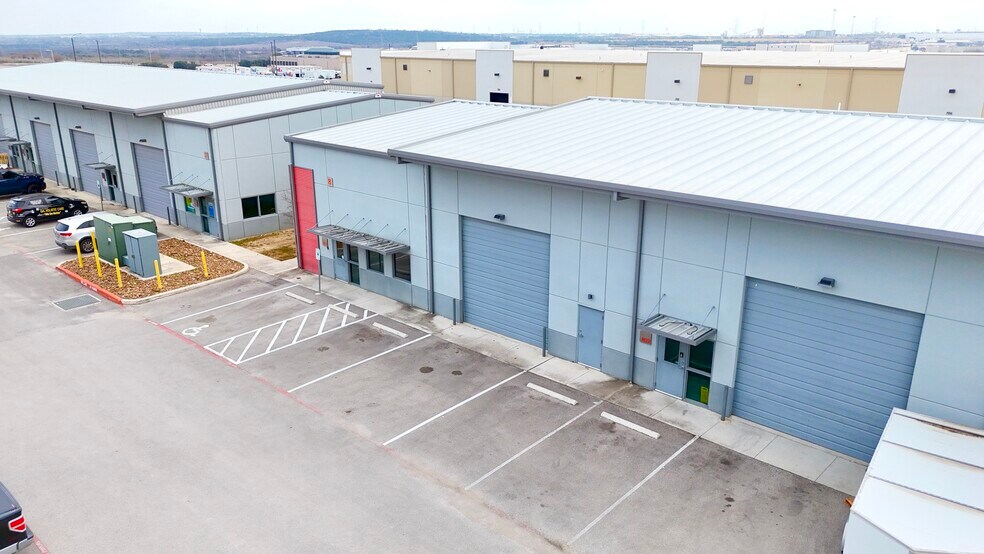 More Photos Of 7637 FM 3009, Schertz Light Distribution For Sale