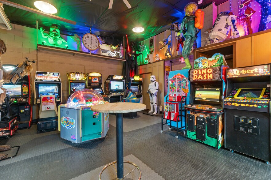 More Photos Of 208 N Molalla Ave, Molalla General Retail For Sale