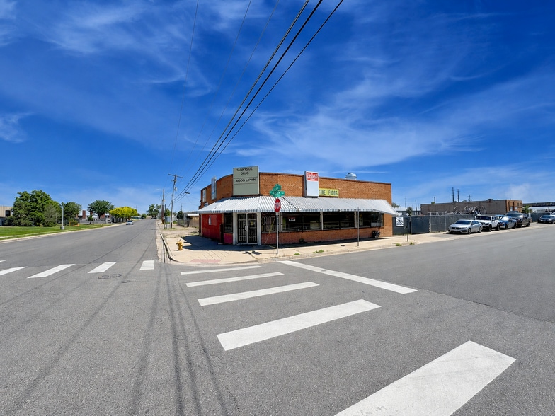 Primary Photo Of 4600 Lipan St, Denver Convenience Store For Lease