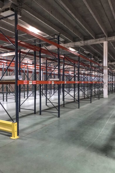 More Photos Of 4850-4860 Ward Rd, Wheat Ridge Flex For Lease